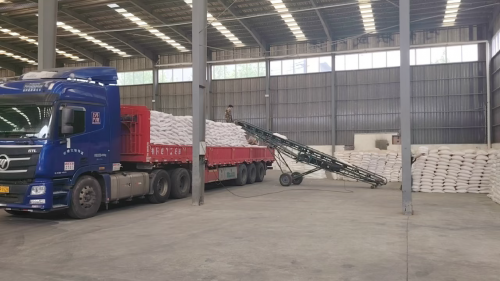 工业级HPMC纤维素产品包装堆放现场，整洁有序，支持批量出货